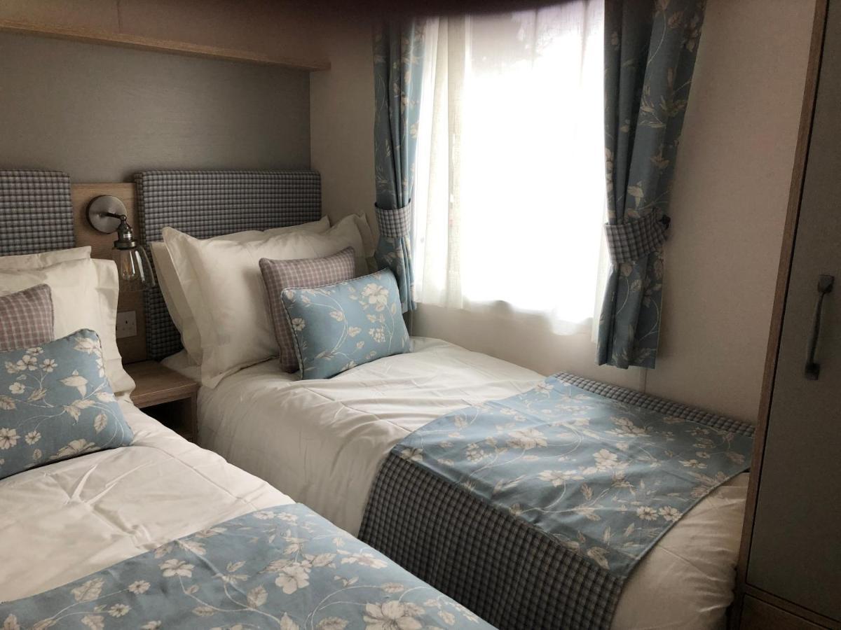 Luxury 2 Bedroom Caravan In Stunning Location พิทลอครี ภายนอก รูปภาพ