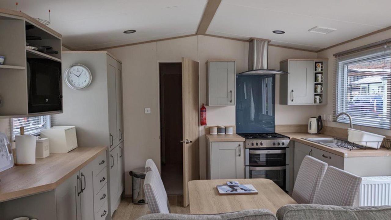 Luxury 2 Bedroom Caravan In Stunning Location พิทลอครี ภายนอก รูปภาพ